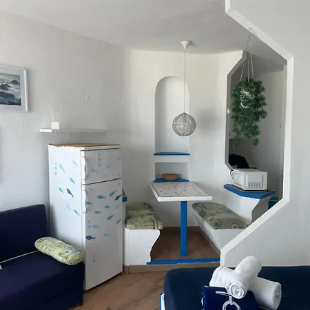 Апартаменты Piera's Paraiso Seaview