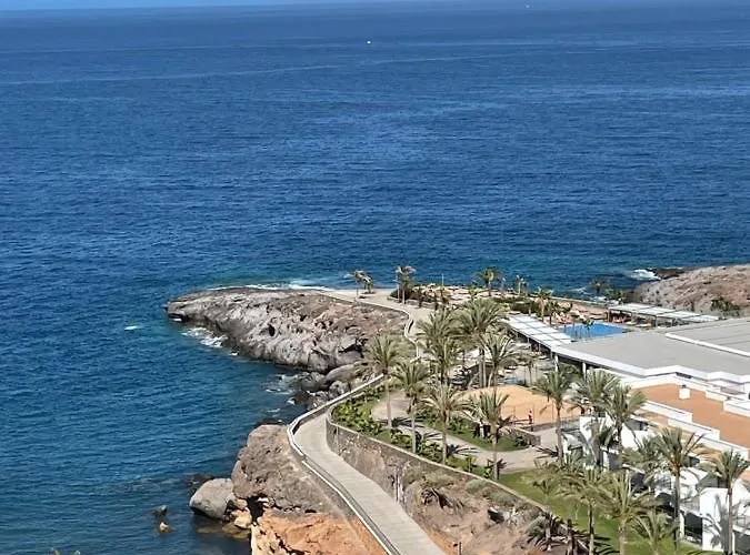 Piera's Paraiso Seaview Апартаменты Плайя-Параисо