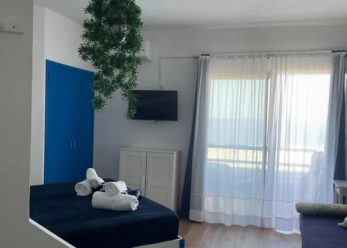 Piera's Paraiso Seaview Апартаменты *