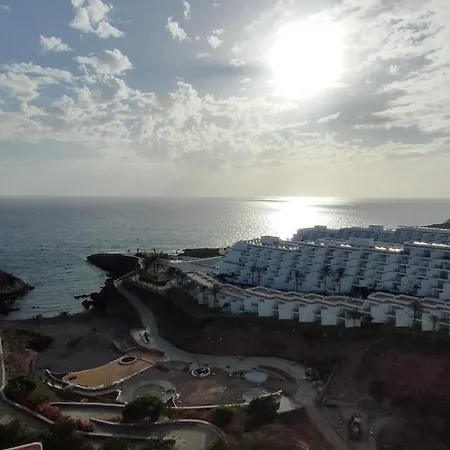 Piera's Paraiso Seaview *